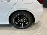 車両は屋内展示しておりますので天候に関係なくごゆっくりコンディションご確認頂けます。車両を倉庫へ保管している場合が御座いますのでご来店前に在庫確認頂けると幸いです。TEL072-784-8800