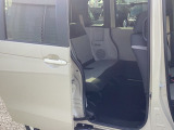 お車をお探しのお客様、ご購入までの流れや疑問点など一つ一つ丁寧にご説明させていただきます。 お客様にご納得頂ける一台を一緒にお探しさせて頂ますので、当店へ是非お越しください!