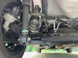 お車を安心してお乗りいただく為には、足回りの定期点検が欠かせません。サービスサポート(有償保証)では無料点検もご提供しており、安心のカーライフをお過ごしいただけるサポート体制が整っています。