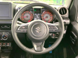 【ステアリングスイッチ】運転中、前方から目線をそらすことなく、オーディオ等の操作が可能な便利機能!安心&快適なドライブを演出してくれます♪