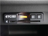 ◆ETC2.0◆進化したドライブ体験。料金収受システムだけだったETCが生まれ変わって、高速道路を賢く使うETC2.0に進化しました。多彩な情報サービスが便利で快適なドライブ体験を提供します。