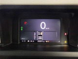 見方が分からないときは、どんなことでも中古車選びのプロであるスタッフにおたずねください。