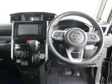 運転席です!電動パーキングブレーキにオートホールドが付いています!
