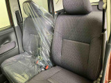 フロントシートです。ゆったり運転ができます。長距離ドライブもラクラク♪♪