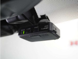 ◆ドライブレコーダー◆映像・音声などを記録する自動車用の装置です。 もしもの事故の際の記録はもちろん、旅行の際の思い出としてドライブの映像を楽しむことができます。