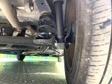 お車を安心してお乗りいただく為には、足回りの定期点検が欠かせません。サービスサポート(有償保証)では無料点検もご提供しており、安心のカーライフをお過ごしいただけるサポート体制が整っています。