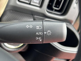 [オートライト]AUTOに合わせておくだけで夜間や、トンネル内で自動でヘッドライトが点灯します!付け忘れ消し忘れがないので楽々☆