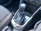 アクセルペダルを踏み込む量や速さに応じて変速パターンをし、人馬一体の運転感覚を発揮してくれる6速オートマ!
