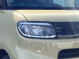 明るくて長寿命のLEDヘッドライト採用