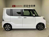 車両右側面からの写真になります。車をご覧になりたい時はお気軽に最寄りの店舗へご相談下さい。