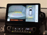 【バックカメラ】あると便利なバックカメラ装備!駐車時に後方がリアルタイム映像で確認できます。立体駐車場や夜間の車庫入れ時に大活躍!運転スキルに関わらず、今や必須となった装備ですね♪