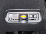 有料道路のレーン通過に便利なETC車載器を装着しています。ご利用にはセットアップが必要となります。
