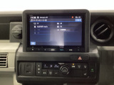 ドライブの必需品。見やすい・使いやすいHonda純正のメモリーナビを搭載。Bluetooth機能もついているのでお持ちのスマートフォンと連携させて、さらに便利に利用が可能です。