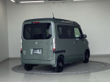 バックカメラが付いているのでバックでの車庫入れも安心です。