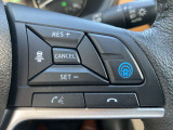 プロパイロットスイッチ。同一車線でのハンドルとアクセルのアシストが可能 長距離ドライブ時に同乗者との会話が弾みます。