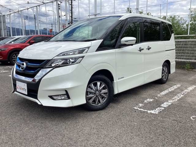 セレナ 1.2 e-POWER ハイウェイスターV 