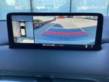 狭い場所での駐車やすれ違いなどでより的確な運転操作に役立つ360&deg;ビューモニターが装備されています。