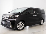 ★展示前点検実施★特殊な機材も用いて、前車点検を実施しております!