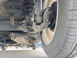お車を安心してお乗りいただく為には、足回りの定期点検が欠かせません。サービスサポート(有償保証)では無料点検もご提供しており、安心のカーライフをお過ごしいただけるサポート体制が整っています。