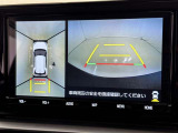 バックモニター付なので後退時に後方が見えるので安心。 車は構造上、死角がたくさんなので万が一を考えると必須ですね。 あくまで補助の為の装備、バックは目視で確認する事が重要ですよ。