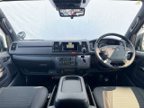 ハイエースバン  S-GLダークP S4WD