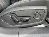 ●電動シート『車両の座席を電動で調整できます。ドライバーや乗客がボタンを押すことで、シートの前後、上下、背もたれの角度などを簡単に調整できます』個々の体型や好みに合わせた快適な座り心地を実現できます。
