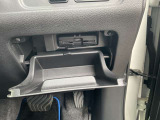ETC2.0を装備。DSRC通信方式によって双方向通信することでカーナビと高速道路がリアルタイムに情報連携して、便利で快適なドライブ体験を提供します。