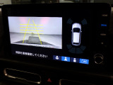 バックカメラもあるので後退時も安心です。