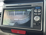 便利な【バックモニター】で安全確認もできます。駐車が苦手な方にもオススメな便利機能です。