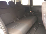 ゆとりある広々とした車内空間は、ドライブを始め買い物やレジャーなど、幅広く活躍します。一人でもみんなとでもお出かけを楽しみましょう!