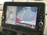 空から車を見たような「アラウンドビューモニター」!車の周りが一目で確認できるので、小さなお子様や障害物があっても安心して乗ることができます♪