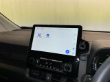 ディスプレイオーディオを装備。スマホとクルマをつなぐことで、これまでのナビに加えて、いろんなサービスが楽しめます。