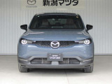 新潟マツダ自動車の中古車をご覧いただき誠にありがとうございます。ぜひ一度ご来店いただき、展示車をご覧になっていただければと思います。ご来店をスタッフ一同心からお待ちしております。