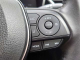 レーダークルーズコントロール(全車速追従機能付)付きです。車速に応じて追従支援してくれるので、ロングドライブも快適です。詳細は販売店スタッフまでおたずねください。