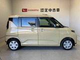 車両右側面からの写真になります。車をご覧になりたい時はお気軽に最寄りの店舗へご相談下さい。