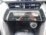【車屋】として、長く車業界に従事した経験豊富なスタッフが多数在籍しております。