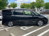 セレナ 1.2 e-POWER ハイウェイスターV 