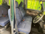 運転席シート廻りは使用感も少なく、良好な状態となっています。丁寧に使われていたことがよくわかりますね。