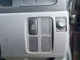 気になるお車がありましたら右の電話番号から直接お店にお問い合わせください。支払方法から車両情報、状態までなんでもご説明させて頂きます。スタッフ一同ご連絡お待ちしております。