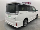 自動車保険やJAFも取扱いしています。土日も対応してますよ ♪♪
