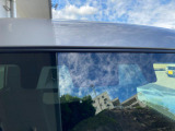 【衝突被害軽減ブレーキ】前方の車両や歩行者を検知し、ブザー音や表示によって警告!衝突の可能性が高まるとブレーキ踏力をアシストしてくれますが、あくまでもサポートですので運転手の判断・操作が大事です☆