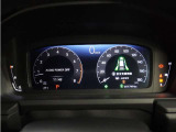 視認性に優れた10.2インチデジタルグラフィックメーター搭載