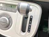 【フロアCVT】無段階変速機能でスムーズな走行をお楽しみいただけます♪エンジンパワーを無駄なく車輪に伝えるから低燃費にも貢献!