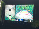 【全方位モニター用カメラ】専用のカメラにより、上から見下ろしたような視点で360度クルマの周囲を確認することができます☆死角部分も確認しやすく、狭い場所での切り返しや駐車もスムーズに行えます。