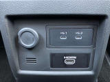 USBソケットも付いております