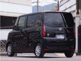 【まずは在庫確認を】Honda Cars北河内 U-Select交野では店頭での販売も並行して行っております。先に販売されてしまうこともありますので、気になる車があれば早めにお問い合わせください。