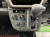 店内では季節で変わるダイハツオリジナルの美味しいスイーツとドリンクでおもてなしいたします。