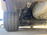 お車を安心してお乗りいただく為には、足回りの定期点検が欠かせません。サービスサポート(有償保証)では無料点検もご提供しており、安心のカーライフをお過ごしいただけるサポート体制が整っています。