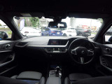 お車は【BMW Premium Selection名古屋南】に展示中!皆様のご来場、お問い合わせをお待ちしております! お問い合わせは、無料電話:0078-6043-6547まで!