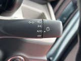 [オートライト]AUTOに合わせておくだけで夜間や、トンネル内で自動でヘッドライトが点灯します!付け忘れ消し忘れがないので楽々☆